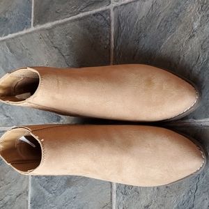 New- Girls Dress Boots Shoes